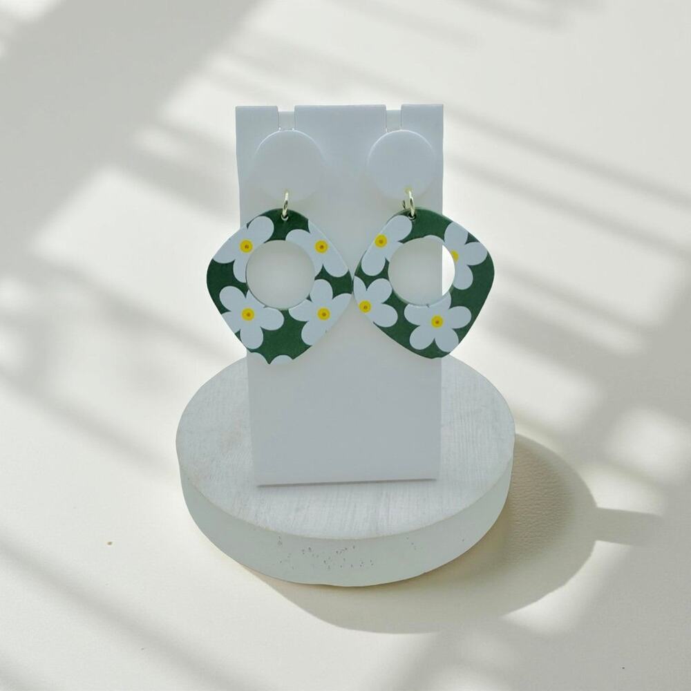 Acrylic Floral Dangle Earrings Style 1